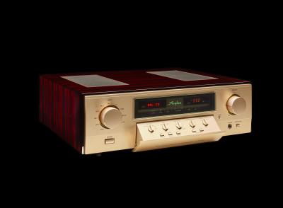 Accuphase C-3900